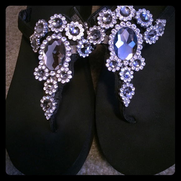 Yellow Box Shoes - Yellow Box sandals great condition. Final Price‼️